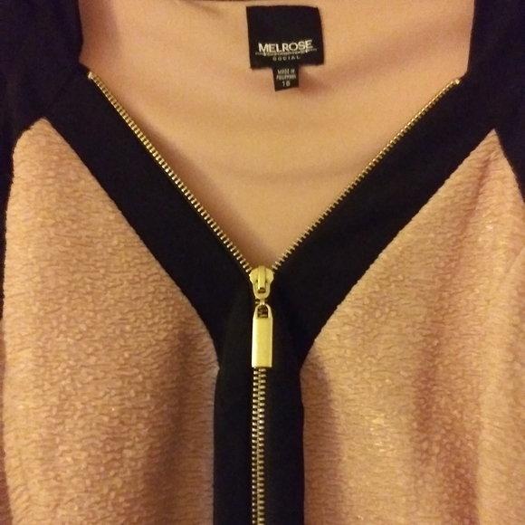 Dress - Picture 2 of 5